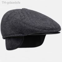 ♠ HT1852 Men Cap Hat Classic Flat Beret Warm Newsboy Earflap Dad Berets for