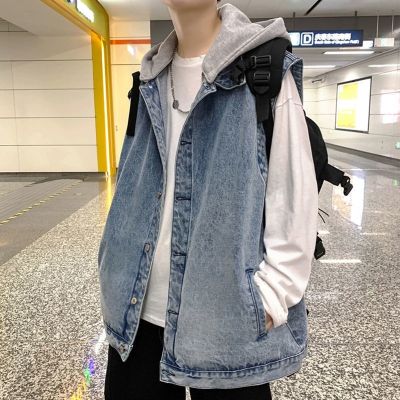 CODTheresa Finger hooded vest retro tooling waistcoat loose coat tide牛仔马甲男秋季ins韩版潮流帅气连帽背心复古工装坎肩宽松外套潮chushana.my22.8.17