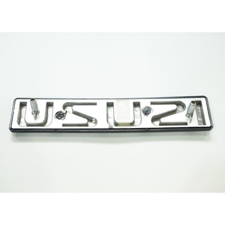 โลโก้หน้ากระจัง-isuzu-d-max-07-11-พลาสติก-ชุบโครเมี่ยม-ขนาด-3-5x17-5cm