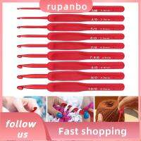 RUPANBO039392692 สีแดงเเดง ตะขอโครเชต์ถัก นุ่มนุ่มๆ อลูมิเนียมอลูมินัม เข็มถักโครเชต์ ของใหม่ เข็มถักนิตติ้ง เครื่องมือถักด้วยมือ