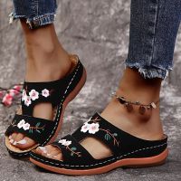 Summer Women Wedge Sandals Premium Orthopedic Open Toe Slipper Vintage Anti-slip Leather Casual Female Platform Embroideredshoes