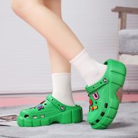 Fashion High-Heeled Hole Shoes Garden Shoes Fashion Outer Wear High Shoes Summer Ladies Thick Platform Bathroom Home Slippers