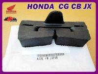 HONDA  CG CB JX UNDER FUEL TANK RUBBER REAR SET "GENUINE PARTS" // ยางรองถังน้ำมัน (ตัวหลัง) ของแท้ อะไหล่ฮอนด้าแท้ รับประกันคุณภาพ