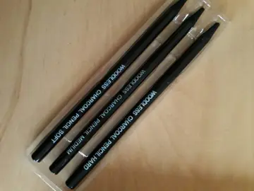 Marie's White Charcoal Pencil (Sold per piece)