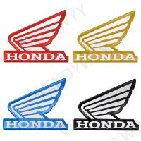 KLNU 1คู่โลโก้โลหะซ้ายและขวาปีกสัญลักษณ์ Honda Embossed Chrome (คู่) สติกเกอร์สำหรับรถจักรยานยนต์