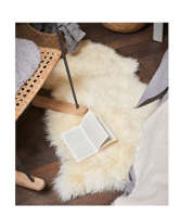 Sheepskin rug, 85 cm.