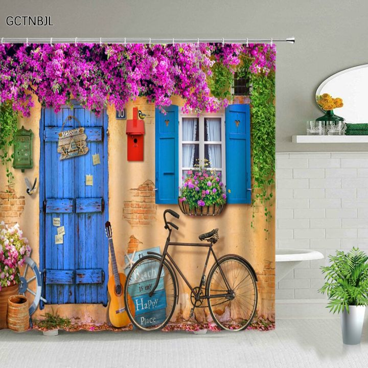 1ถนนดอกไม้พืชม่านอาบน้ำอาคารย้อนยุคประตูเก่าทิวทัศน์ชนบทพื้นหลังตกแต่งผนังแขวนผ้าม่านชุดด้วยตะขอ