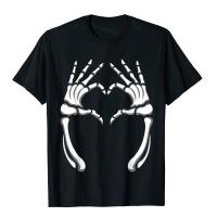 Skeleton Hands Heart Shirt Cotton Camisa T Shirt Men T Shirt Popular Christmas Clothing Aesthetic