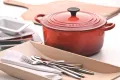 Le Creuset Cast Iron Round French Oven 16cm, Classic (Cherry Red). 