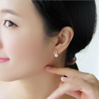 Zhaojinsheng ต่างหูแฟชั่นผู้หญิง,ต่างหูพลอยเทียม Anting Giwang ไข่มุกสวยหรู1คู่