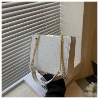 Retro Texture Crossbody Bags for Women 2023New Korean Casual Chain Shoulder Messenger Bag Large Capacity Tote Bag Handbags