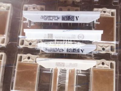 L427L03Y91 10-PW124BA040SH01 L427L02Y91 10-PW124BA040SH03 L427L02Y01 FREE SHIPPING NEW AND MODULE