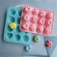 【hot】 Mould 12 Cavities Pudding Non-sticky Temperature Resistant Flowers Silicone Pastry Mold ！