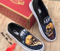 ✨รองเท้าVans Slip On ✨รองเท้าผ้าใบ รองเท้าชาย-หญิง รองเท้าลำลองกะโหลกเหลือง สินค้าพร้อมส่ง