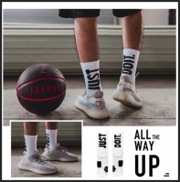 (24 ชั่วโมง พร้อมส่งในไทย)!!!NBA NIKE JUST DO IT Socks Sport Socks ถุงเท้าฟุตบอลยาว /ถุงเท้าครึ่งเเข้ง/ถุงเท้าฟุตบอล/ ถุงเท้าแฟชั่น