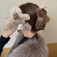 【CW】New Winter Plush Hair Claws Fluffy Faux Fur Crab Clamps Hair Clip Cartoon Bear Candy Color Hairpin Barrette Fashion Cute