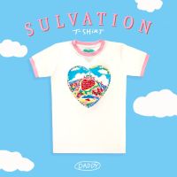 DADDY | เสื้อยืดลาย salvation เสื้อลายภูเขา salvation mountain สีขาว