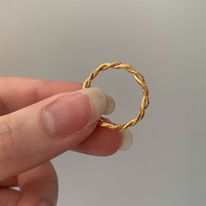 bemet-petite-twisted-ring-แหวน