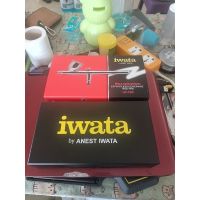 air brush iwata รุ่น HP cr3 หัว 0.3