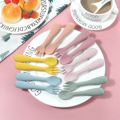Striped Licking Spoon Long Handle Rice Paste Feeding Baby Training Dinner Table Set for 6 with Runner Dining Table Set round