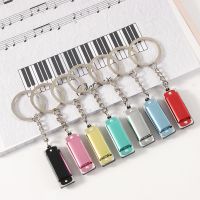 1Pc Harmonic Keyring 8 4 Holes Harmonica Keychain Musical Woodwind Instruments Small Pendant Educational 7 Colors