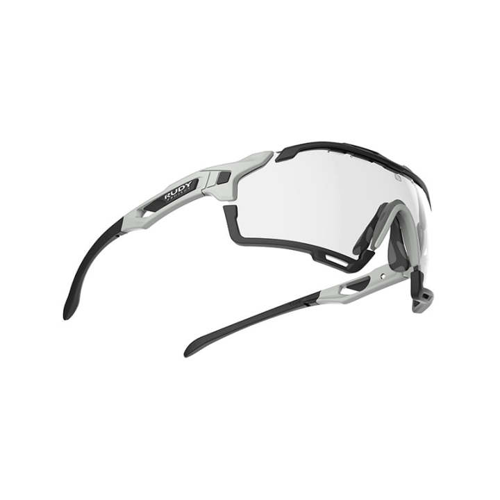 แว่นกันแดด-rudy-project-cutline-light-gray-matte-impactx-photochromic-2-laser-black-แว่นกันแดดปรับสีอัตโนมัติ-แว่นกันแดดสปอร์ต-แว่นกีฬา-แว่นตีกอล์ฟ-technical-performance-sunglasses