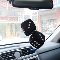 Auto Car แขวน Fuzzy Dice Dots จี้ตกแต่งลูกเต๋ากำมะหยี่รุ่นตกแต่งกระจกมองหลังจัดแต่งทรงผมรถอุปกรณ์เสริมภายใน-SJK STORE