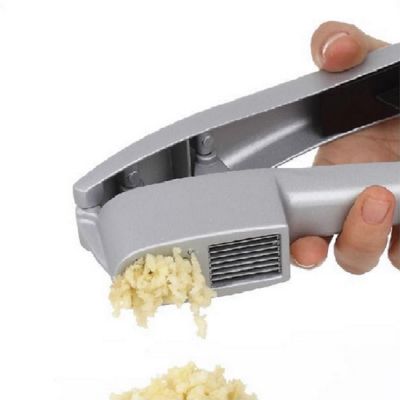 Silver Garlic Press Slicer 2 In 1 Multifunctional Garlic Ginger Squeezer Masher Handheld Ginger Mincer Kitchen Cooking Tool
