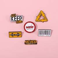 โลโก้ข้อความ KEEP Enamel Lapel Badges Brooches NEVER Bar Code Pins เครื่องประดับอุปกรณ์เสริม Gifts