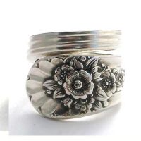 Fashion Trend Personality Women 39;s Ring Carving Flower Spoon Shape Creative Silver Novel Jewelry Accessories