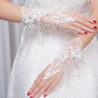 ♗♣❦ Bridal Wedding Gloves Lace Open Hand Back Hook Finger Flower Diamond Wedding Gloves