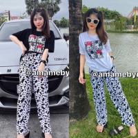 P12384 	Set 2 ชิ้น เสื้อยืดลายการ์ตูน + กางเกงขายาวลายกราฟฟิก Set of 2 pieces. Cartoon printed t-shirt + graphic printed trousers.