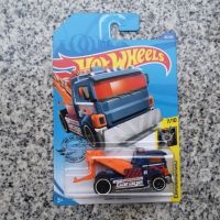 Hotwheels Heavy Hicher รถยก สีน้ำเงิน