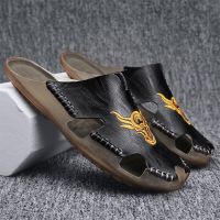 Summer Fashion Men‘s Leather Slippers Breathable Sandals Men Shoes Chaussons New Flats Shoes For Mens Flip Flops