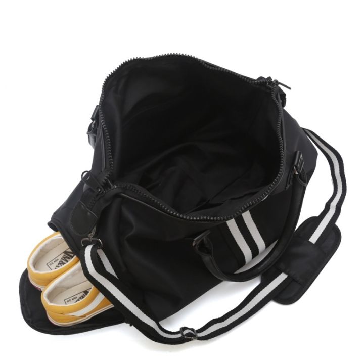 lightweight-duffel-bag-for-short-trips-and-gym-travel-duffel-bag-with-shoulder-strap-and-carry-handle