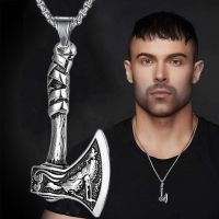 Fashion Wolf Totem Axe Necklace Wolf Head Amulet Pendant Hip Hop Punk Necklaces for Men Gothic Jewelry Party Anniversary Gift Fashion Chain Necklaces