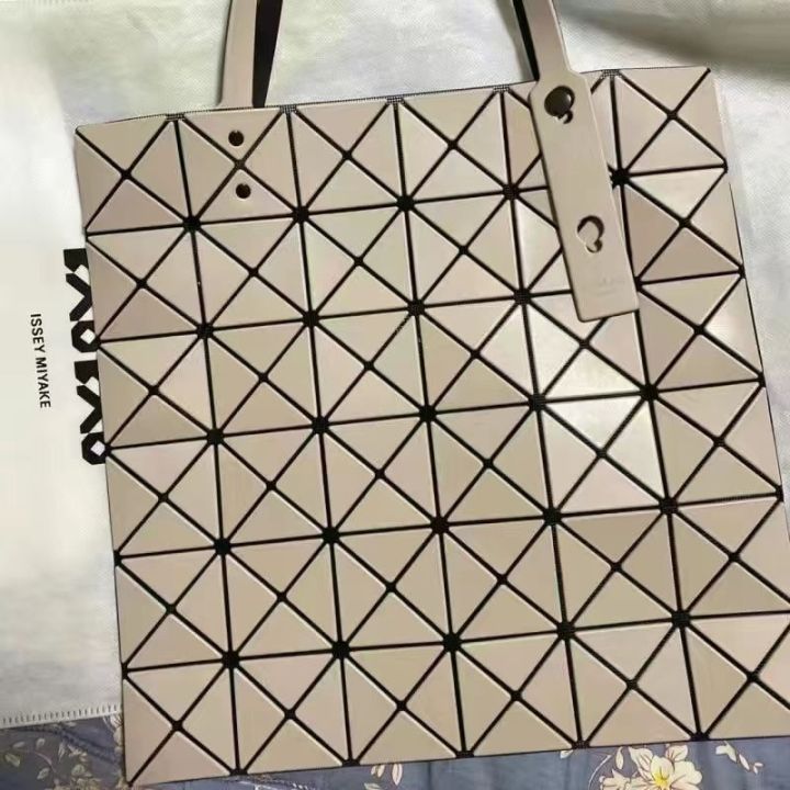 issey-miyake-bag-6-grid-new-six-grid-shiny-geometric-rhombic-tote-all-match-large-capacity-one-shoulder-handbag