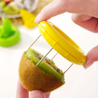 เครื่องตัดกีวี Creative Fruit Peeler สลัดเครื่องมือทำอาหาร Lemon Peeling Gadgets Splitters สำหรับ Gadgets ครัวและอุปกรณ์เสริม