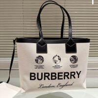 กระเป๋าหรูหราของผู้หญิง Burberry ของแท้สไตล์วรรณกรรมกระเป๋าสะพายข้างสองด้านกระเป๋าผ้าใบผู้หญิงเข้ากับทุกชุด Bag35ช้อปปิ้ง * 29ซม.