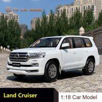 Kengfei โมเดลรถยนต์เหมาะสำหรับ Toyota Cruiser LC200 Off-Road รถจำลอง1:18โมเดลรถคอลเลกชัน