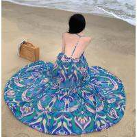 The new spring and summer new dress fashionable printed sleeveless hollow out the back of the dress skirt for a holiday