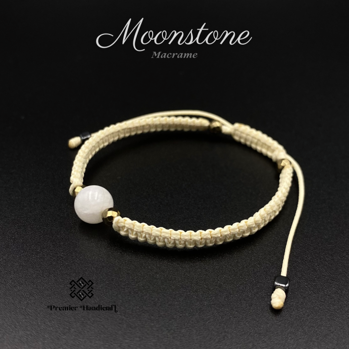 moonstone-macrame-สร้อยข้อมือหินนำโชคเชือกถัก-กำไลข้อมือหินนำโชคเชือกถัก-บันดาลใจ-หยั่งรู้-กตัญญู-handmade-stone-bracelet-เชือกถักข้อมือหินมงคล