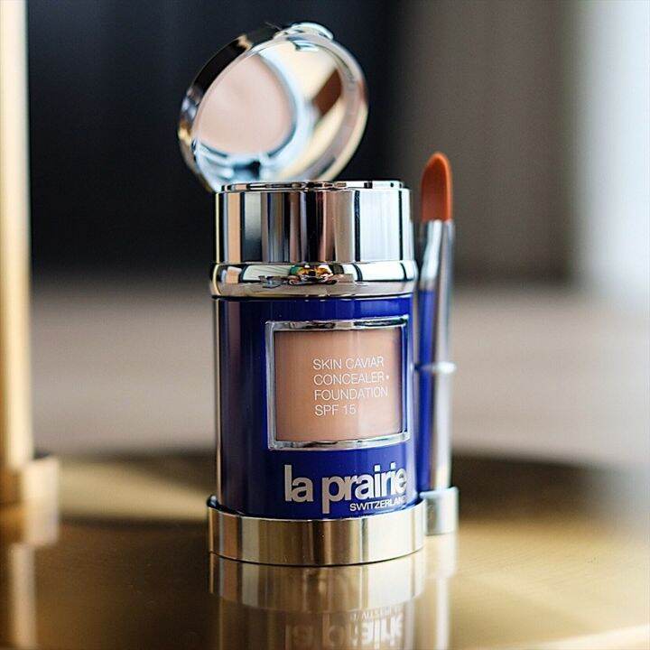 La Prairie Caviar Foundation contains concealer essence for long