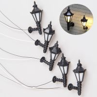 5Pcs Train Railway Park Led Lamppost Lamps Wall Lights Model Scale 1:25 3V Model Garden Lamps Miniature Lanscape H-43mm