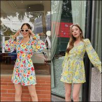 Wonder Treasure - Multi Flower Bloom Jumpsuit (จั้มสูทขาสั้น แขนสม็อค) (PRE-ORDER)