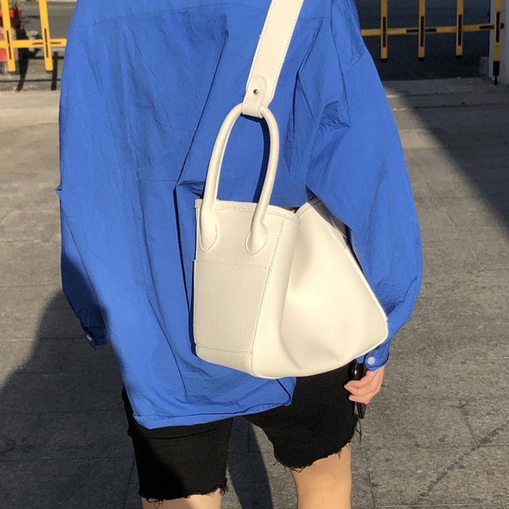 2022korean-spring-and-summer-new-niche-bucket-bag-milky-white-korean-bag-shoulder-bag-portable-vegetable-basket