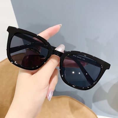 2022 New Unisex Rectangle Vintage Sunglasses Fashion Design Retro Sun Glasses Female Lady Eyeglass Cat Eye Goggles UV400 Eyewear
