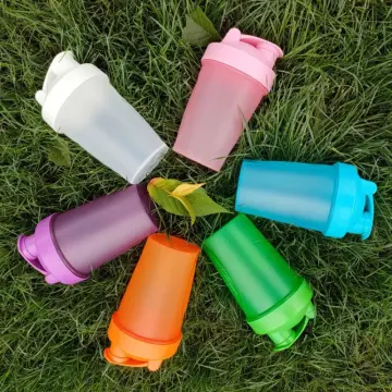 Dropship Mini Portable Protein Powder Bottles With Keychain Health Funnel  Medicine Bottle Small Water Cup Outdoor Sport Storage to Sell Online at a  Lower Price