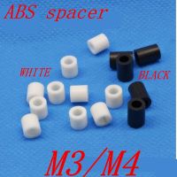 50ชิ้น M4 M3 M5 M6สีขาวหรือสีดำ ABS Rround Spacer Standoff ไนล่อนสีขาวที่ไม่มีเกลียวแหวนรองแยกตัวกลวงรอบ