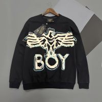 เสื้อสเวตเตอร์ Boy London แขนยาวแบบคู่,เสื้อสเวตเตอร์แขนยาวทรงหลวมมีปีกพิมพ์ยี่ห้อลายกราฟฟิตี้ทรงหลวมใส่ได้ทั้งผู้ชายและผู้หญิงฤดูใบไม้ร่วง